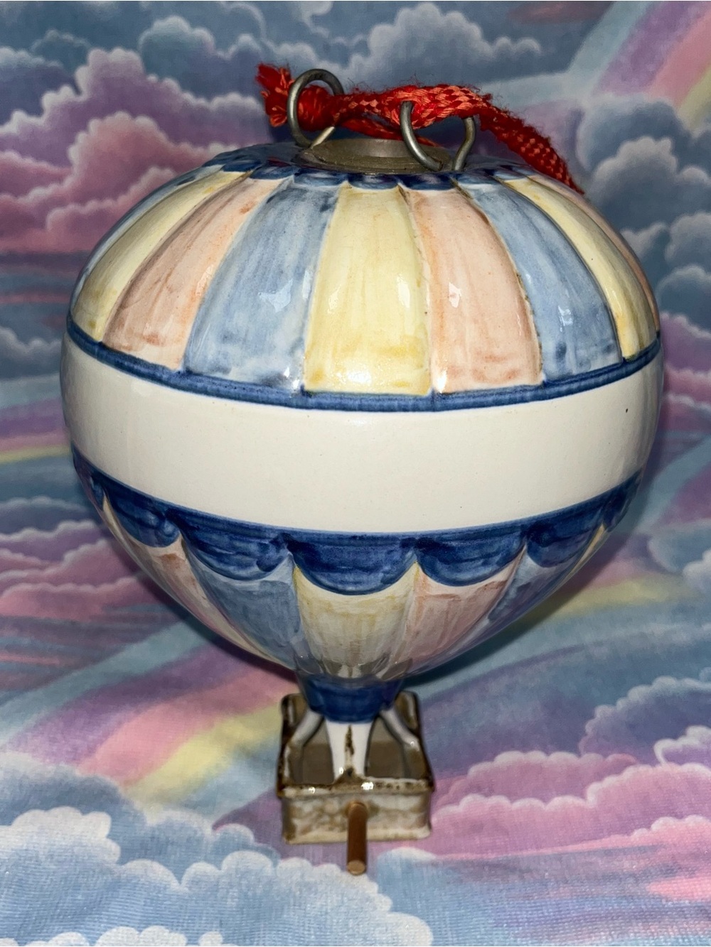 Louisville Stoneware Hot Air Balloon Bird Feeder Handpainted Vintage EUC Blu/Wht - Picture 2 of 6
